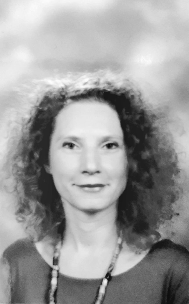 Dominique Alexiou, accompagnante en Hypnose Universelle Quantique (méthode Alice Descoux)